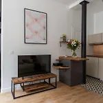 Quiet And Confortable Flat With Sauna And Gym