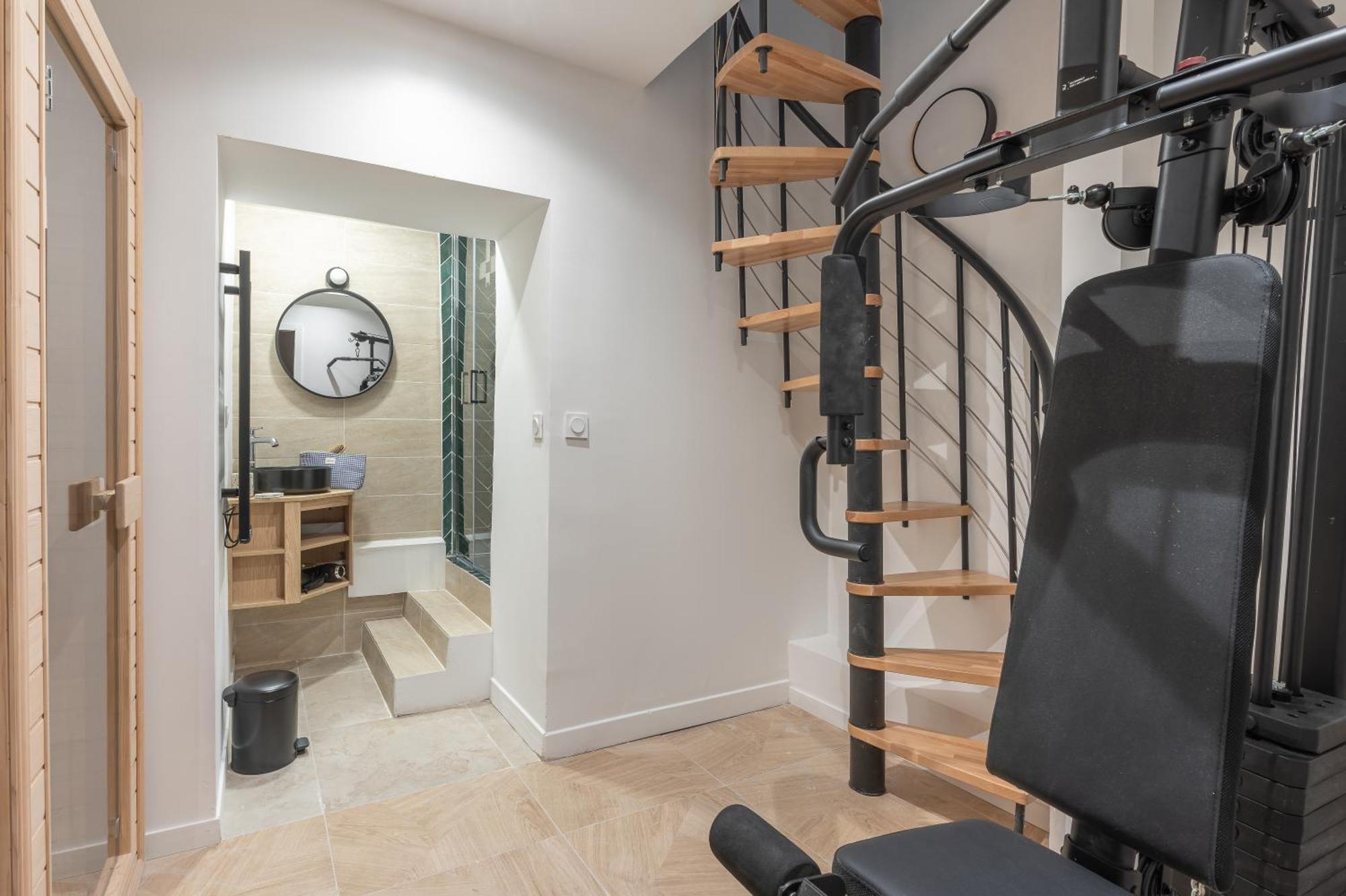 Quiet And Confortable Flat With Sauna And Gym Appartamento